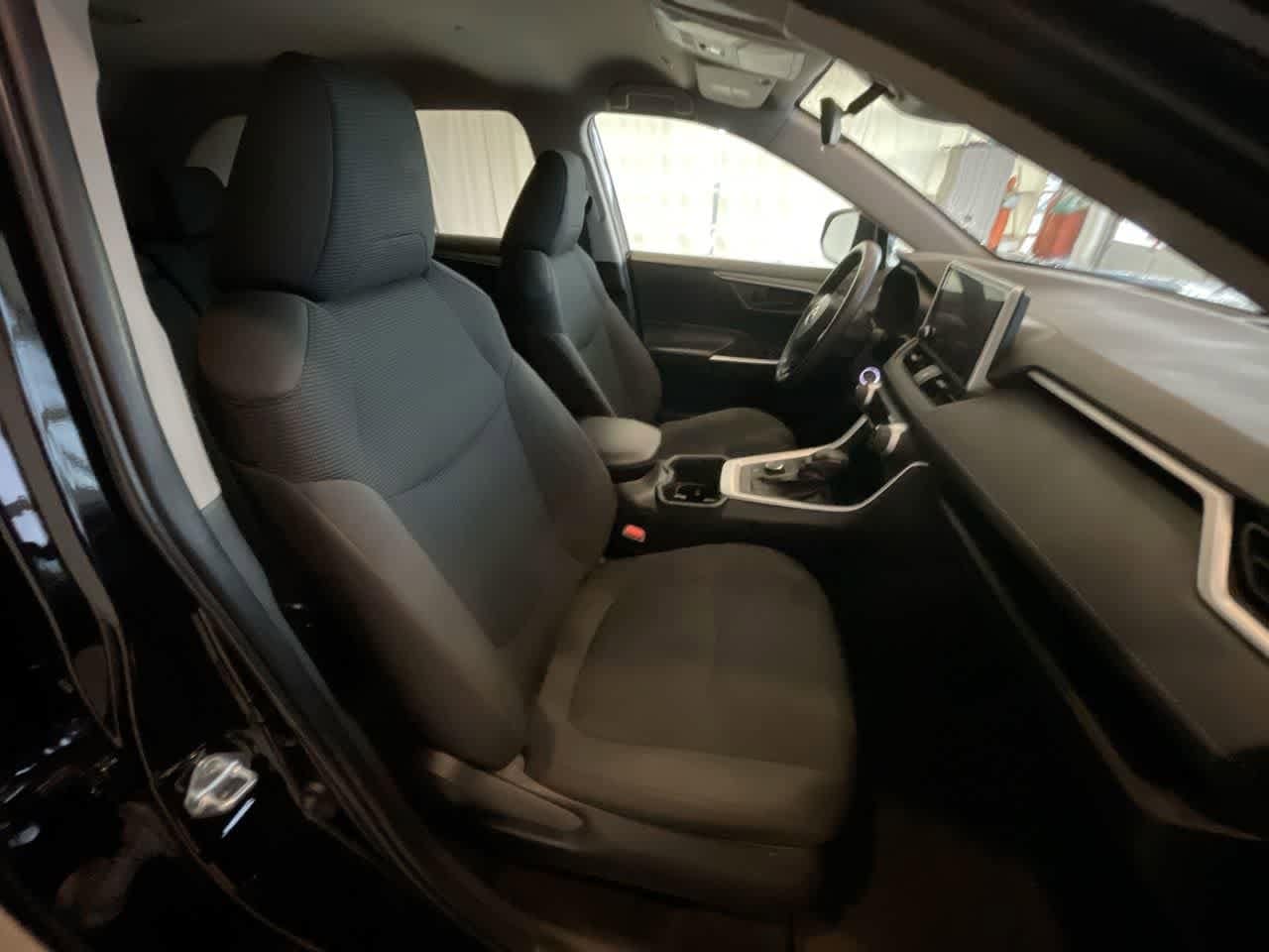 Thumbnail: 2023 Toyota RAV4 - 24