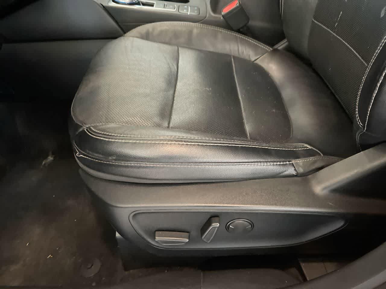 Thumbnail: 2020 Ford Escape - 12