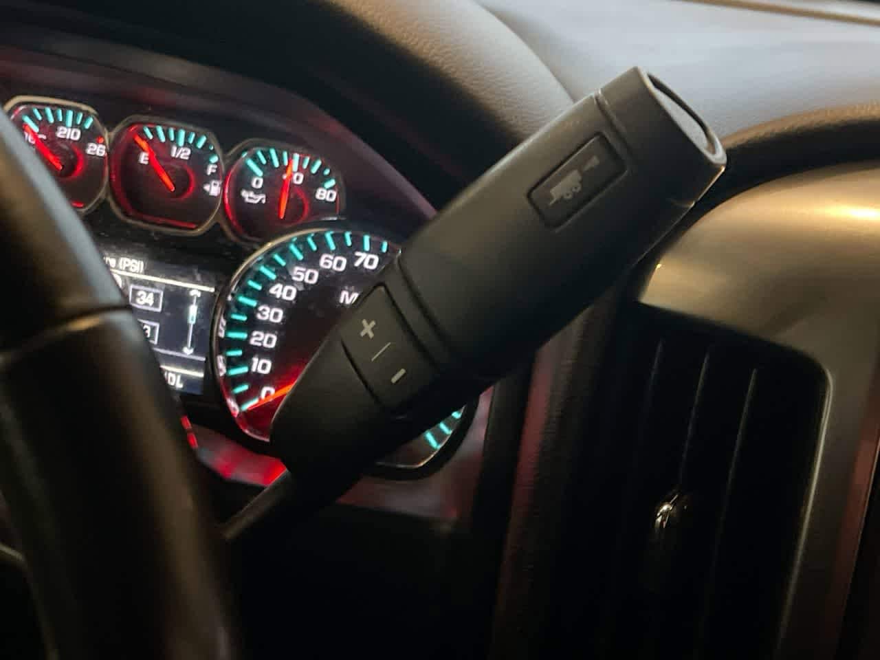 Thumbnail: 2018 Chevrolet Silverado 1500 - 20