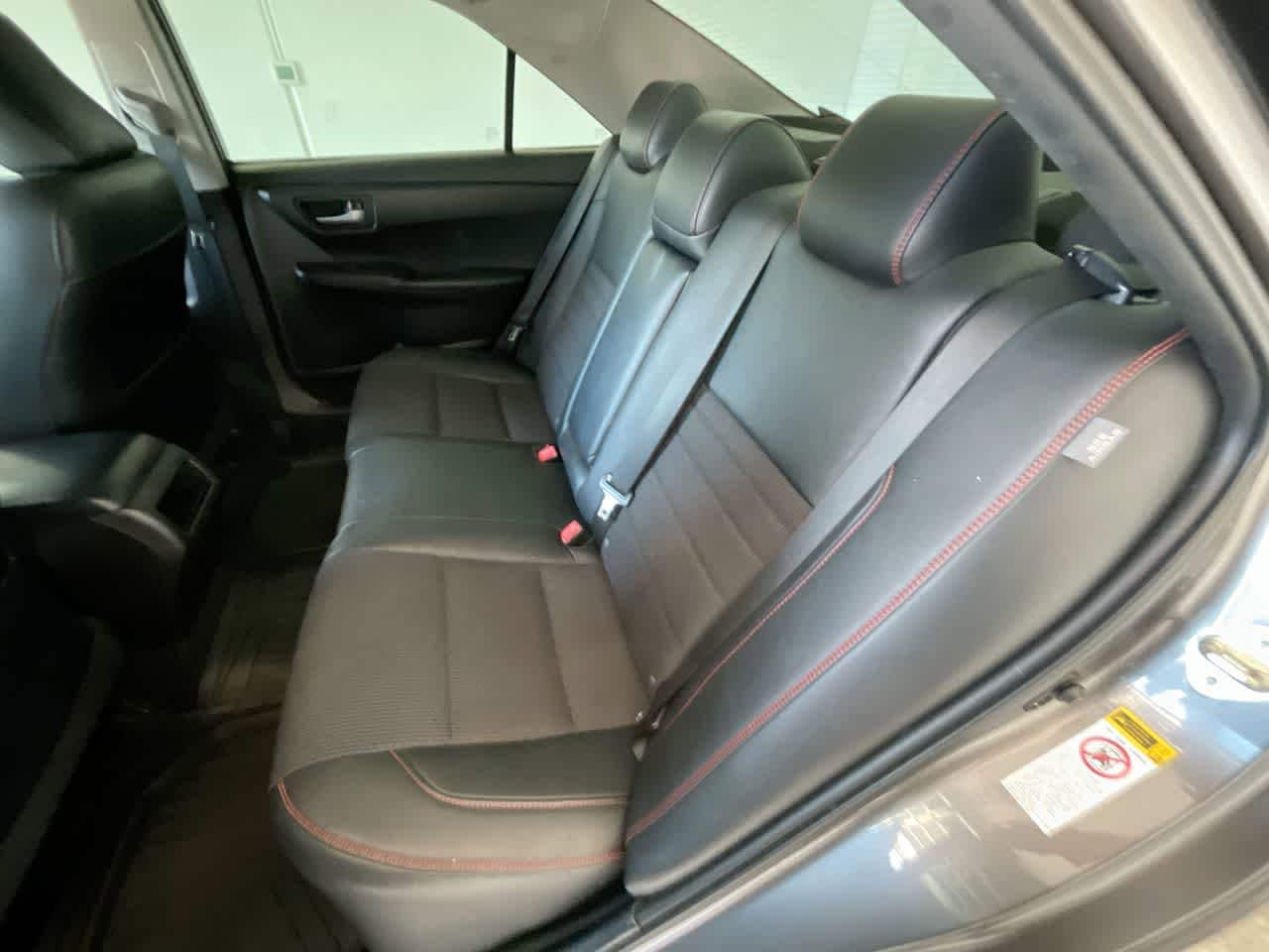 Thumbnail: 2016 Toyota Camry - 21