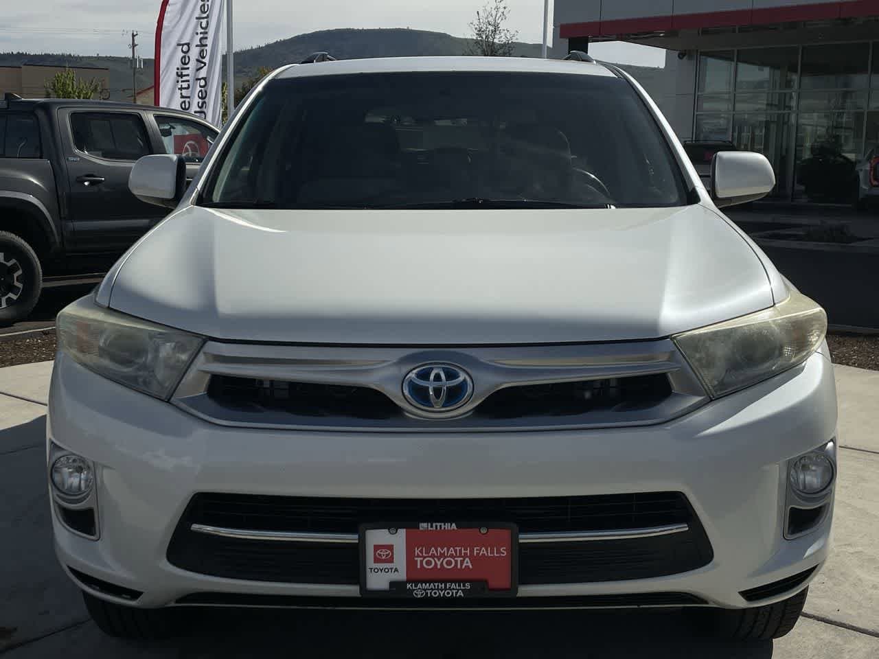 Thumbnail: 2012 Toyota Highlander - 3
