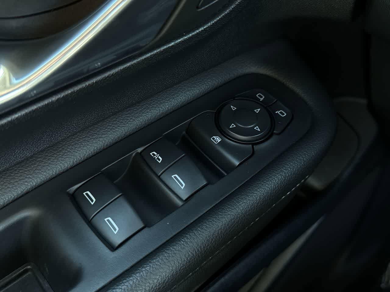 Thumbnail: 2024 GMC Terrain - 22