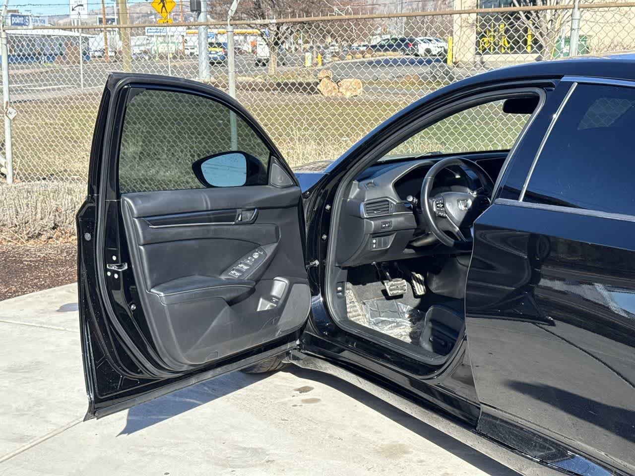 Thumbnail: 2022 Honda Accord - 10