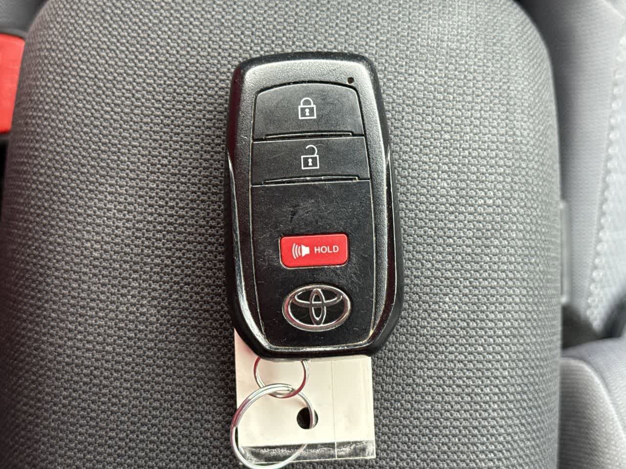 Thumbnail: 2023 Toyota Corolla Cross - 23