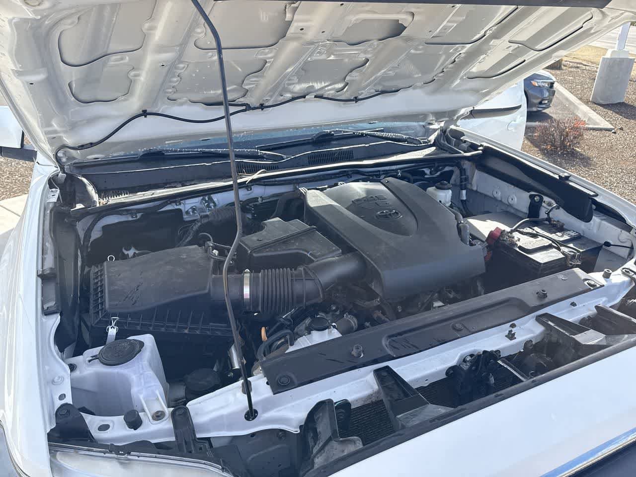 Thumbnail: 2020 Toyota Tacoma - 6