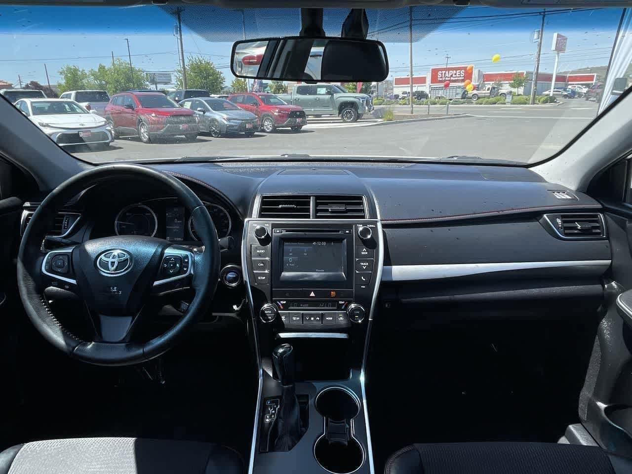 Thumbnail: 2016 Toyota Camry - 14