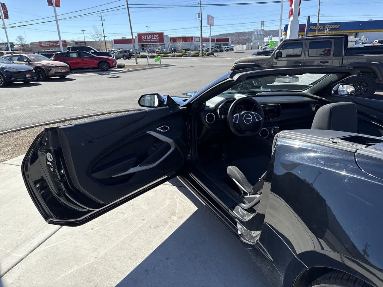 Thumbnail: 2017 Chevrolet Camaro - 10