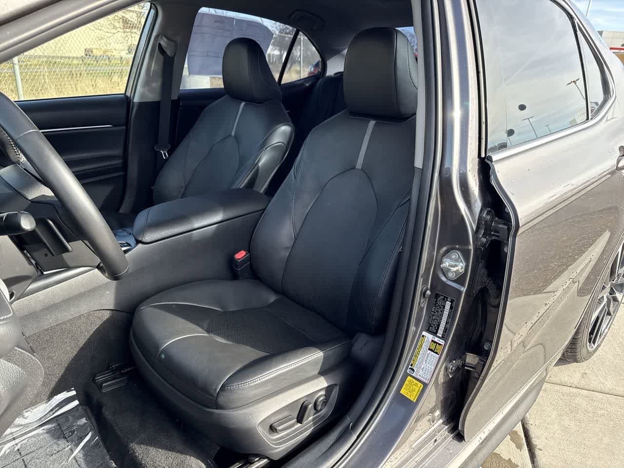 Thumbnail: 2020 Toyota Camry - 11