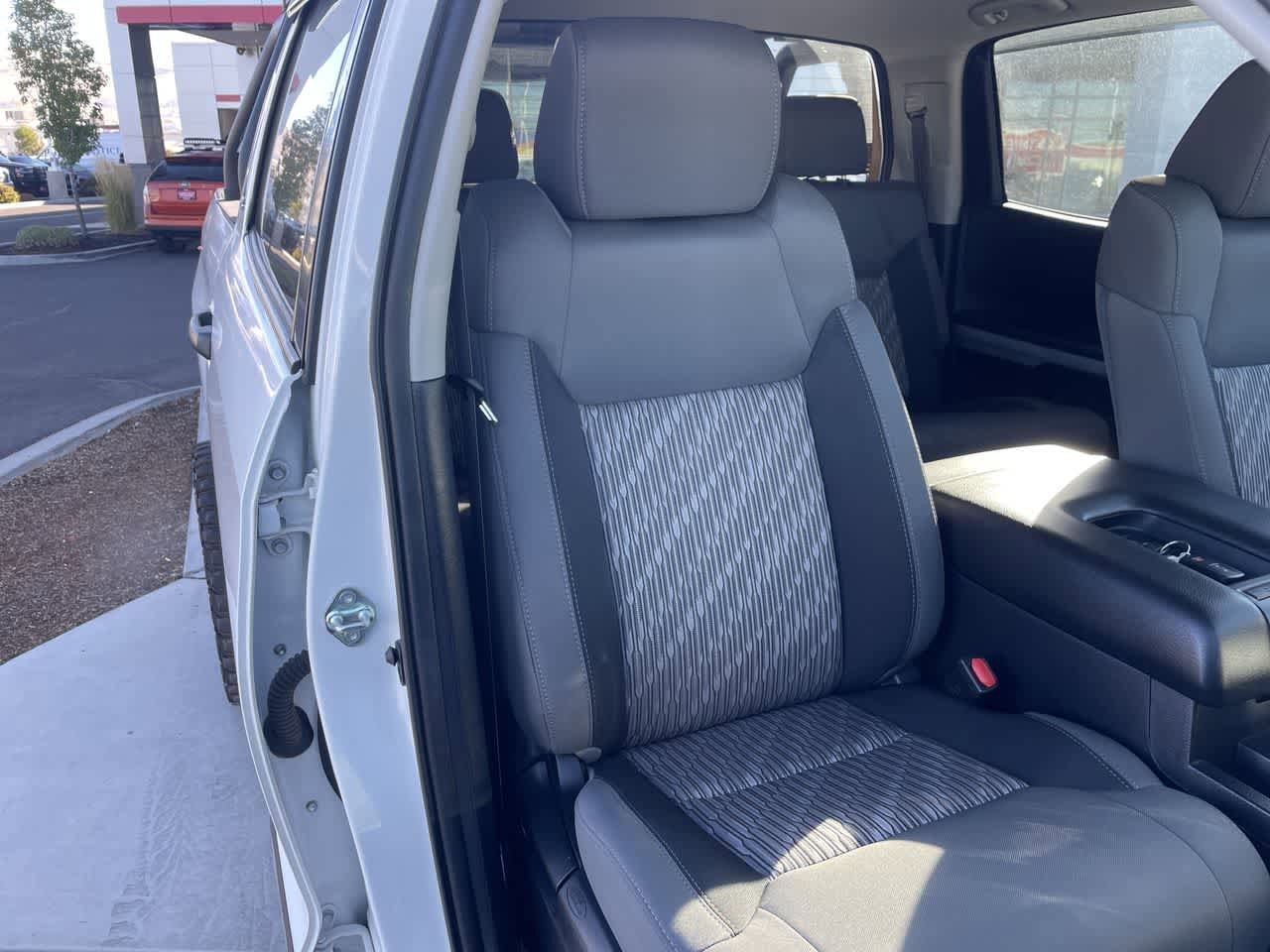 Thumbnail: 2020 Toyota Tundra - 16