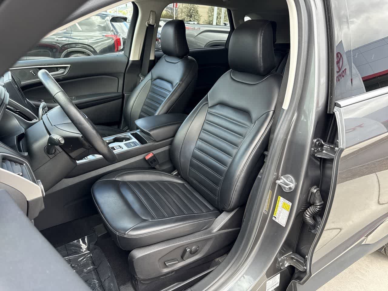 Thumbnail: 2022 Ford Edge - 11