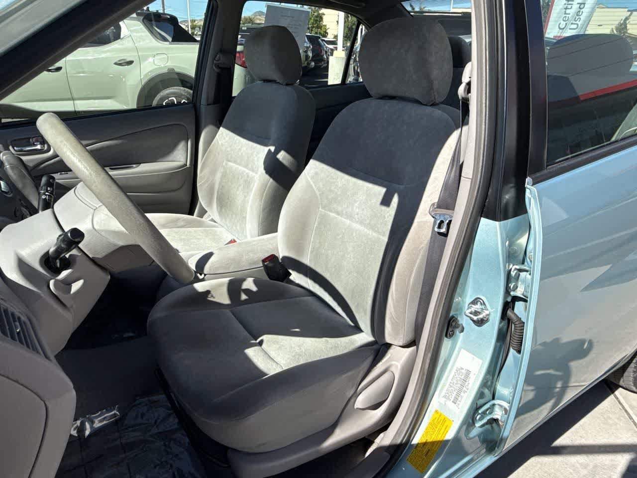 Thumbnail: 2002 Toyota Prius - 11