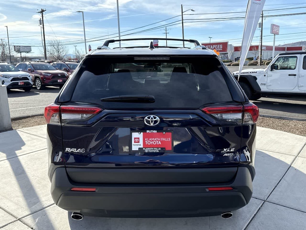 New 2025 Toyota RAV4 XLE SUV