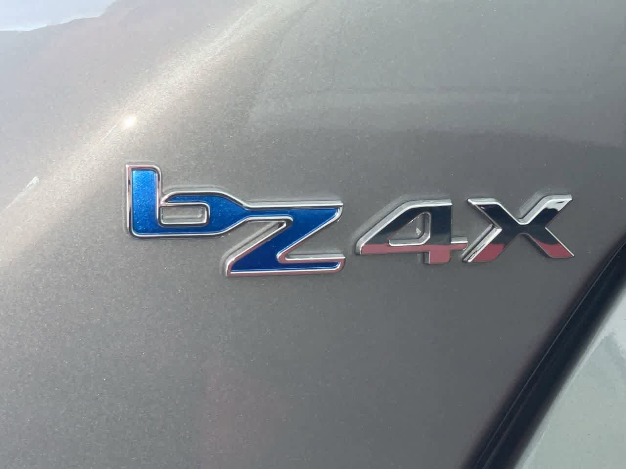 Thumbnail: 2025 Toyota bZ4X - 9