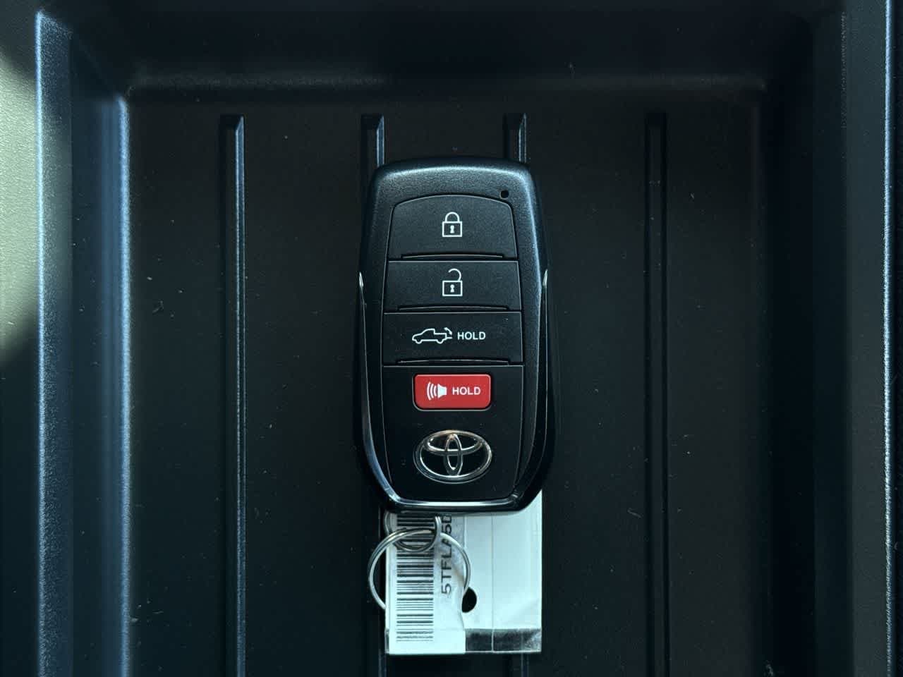 2026 Toyota Tundra SR5 - Photo 23
