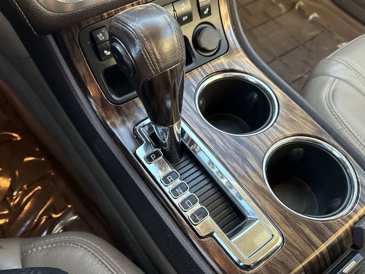 Thumbnail: 2014 GMC Acadia - 21