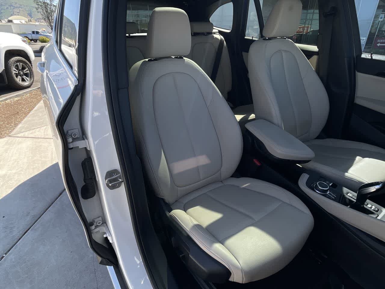 Thumbnail: 2021 BMW X1 - 14