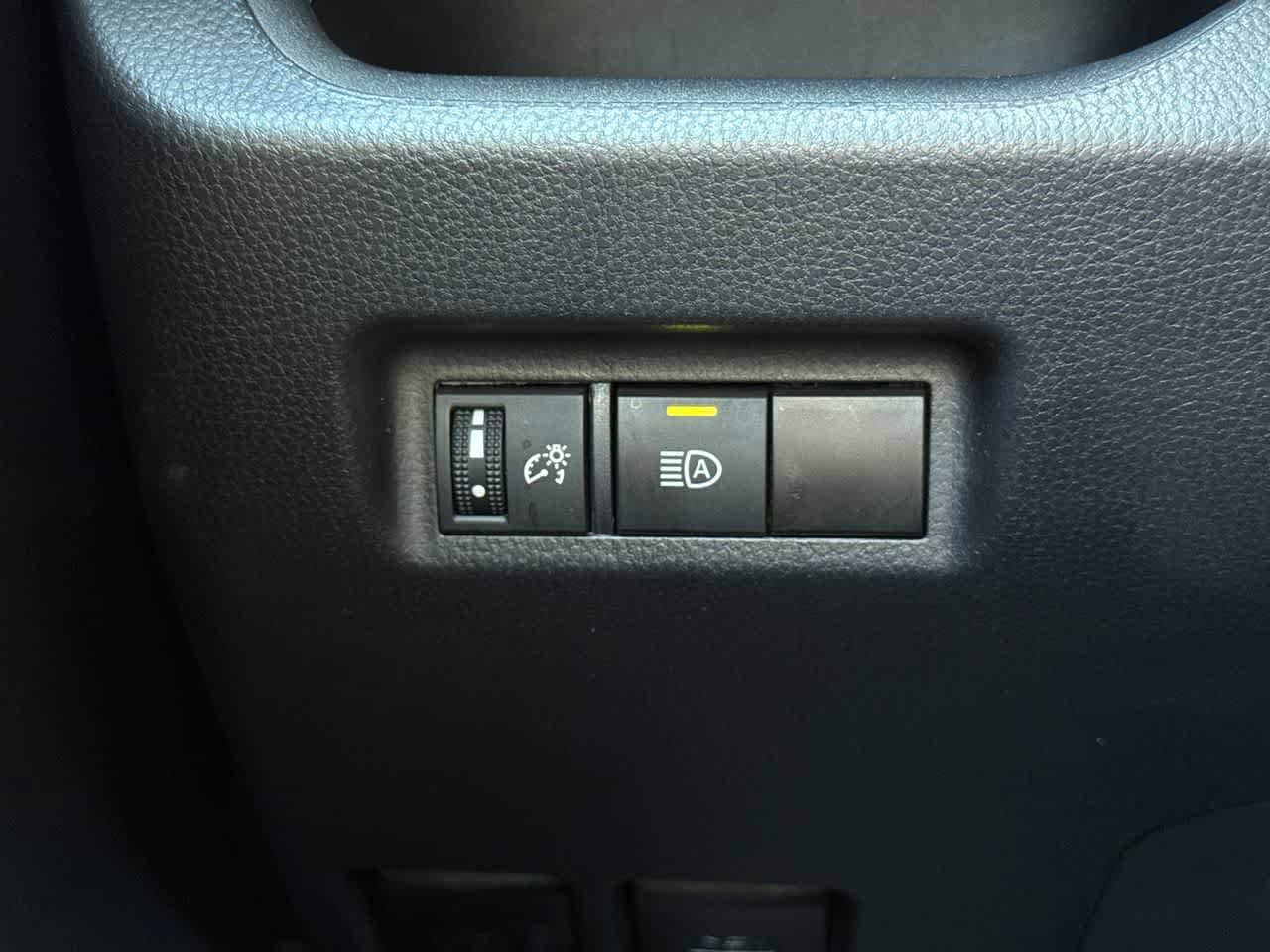 Thumbnail: 2024 Toyota RAV4 - 21