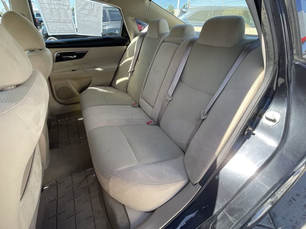 Thumbnail: 2014 Nissan Altima - 12