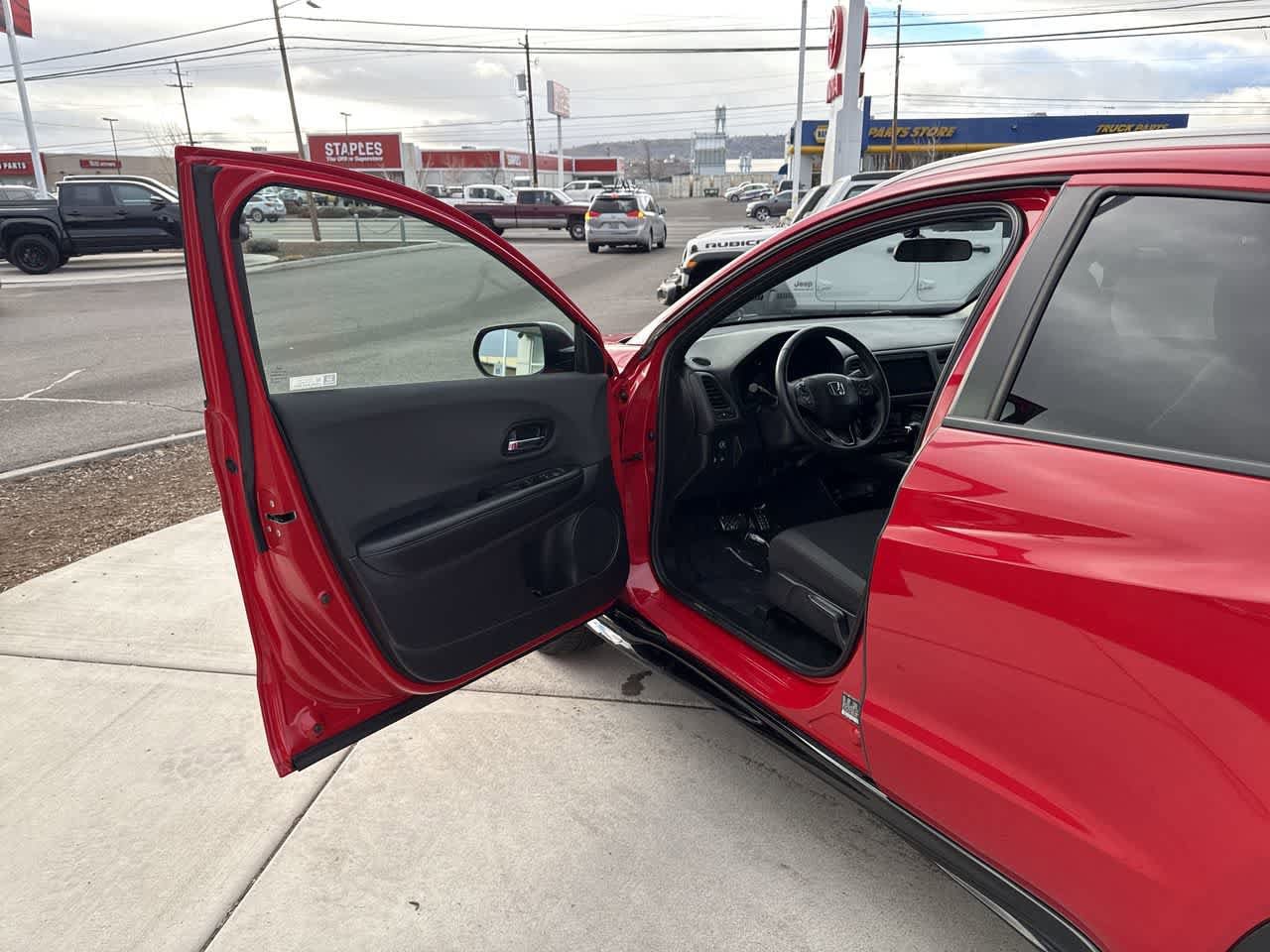 Thumbnail: 2022 Honda HR-V - 10