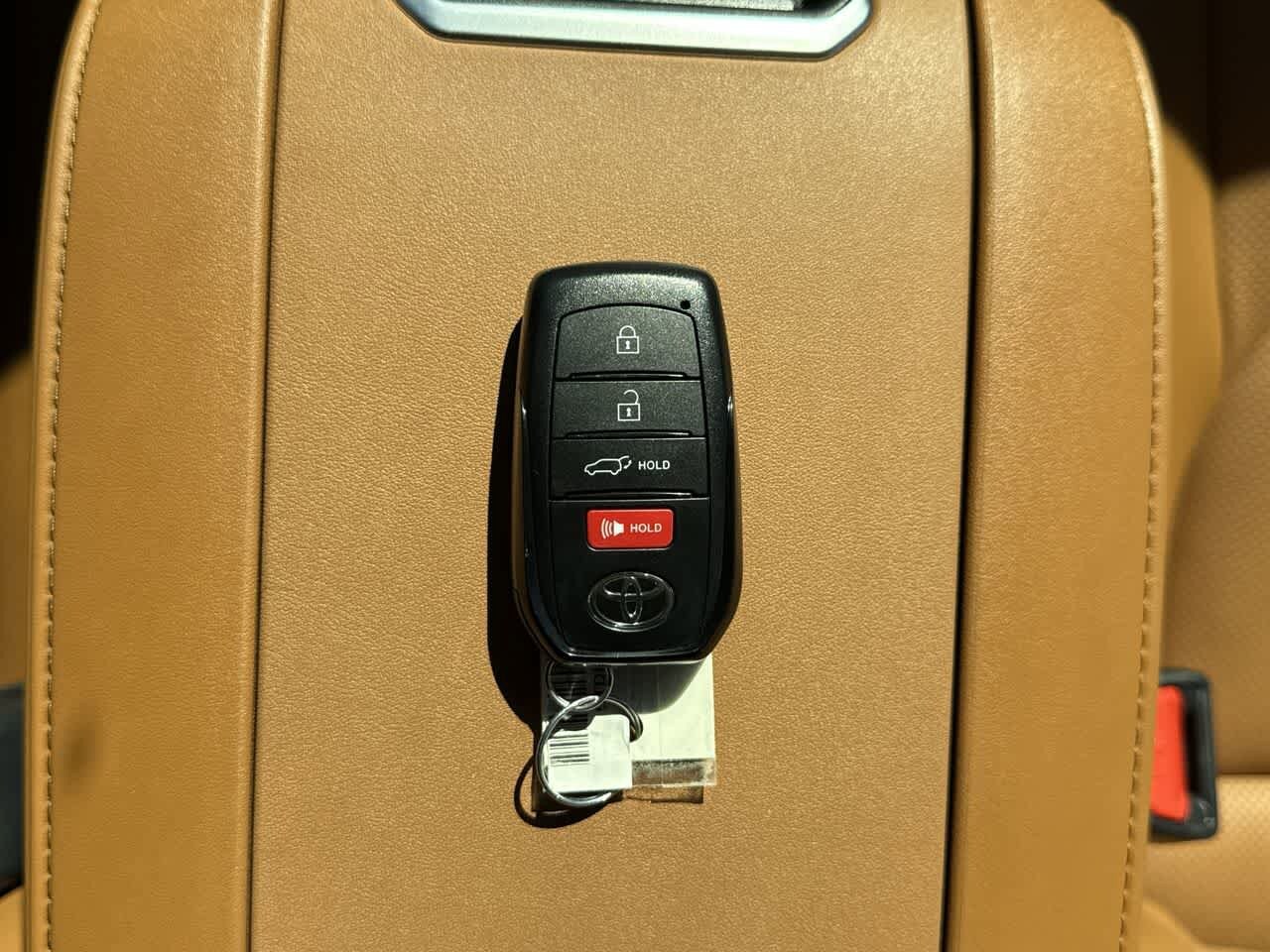 Thumbnail: 2026 Toyota Highlander - 24
