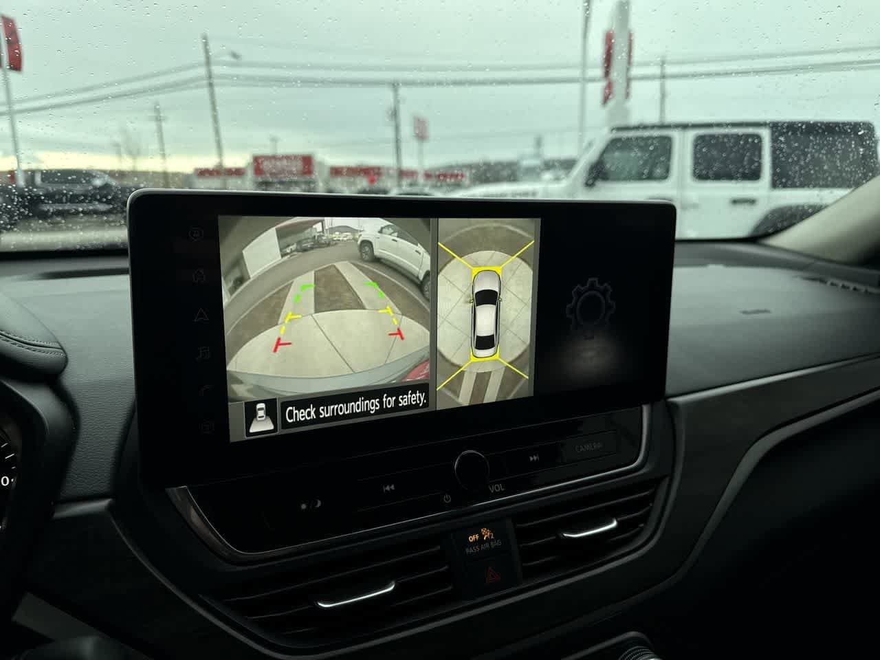 Thumbnail: 2023 Nissan Altima - 19