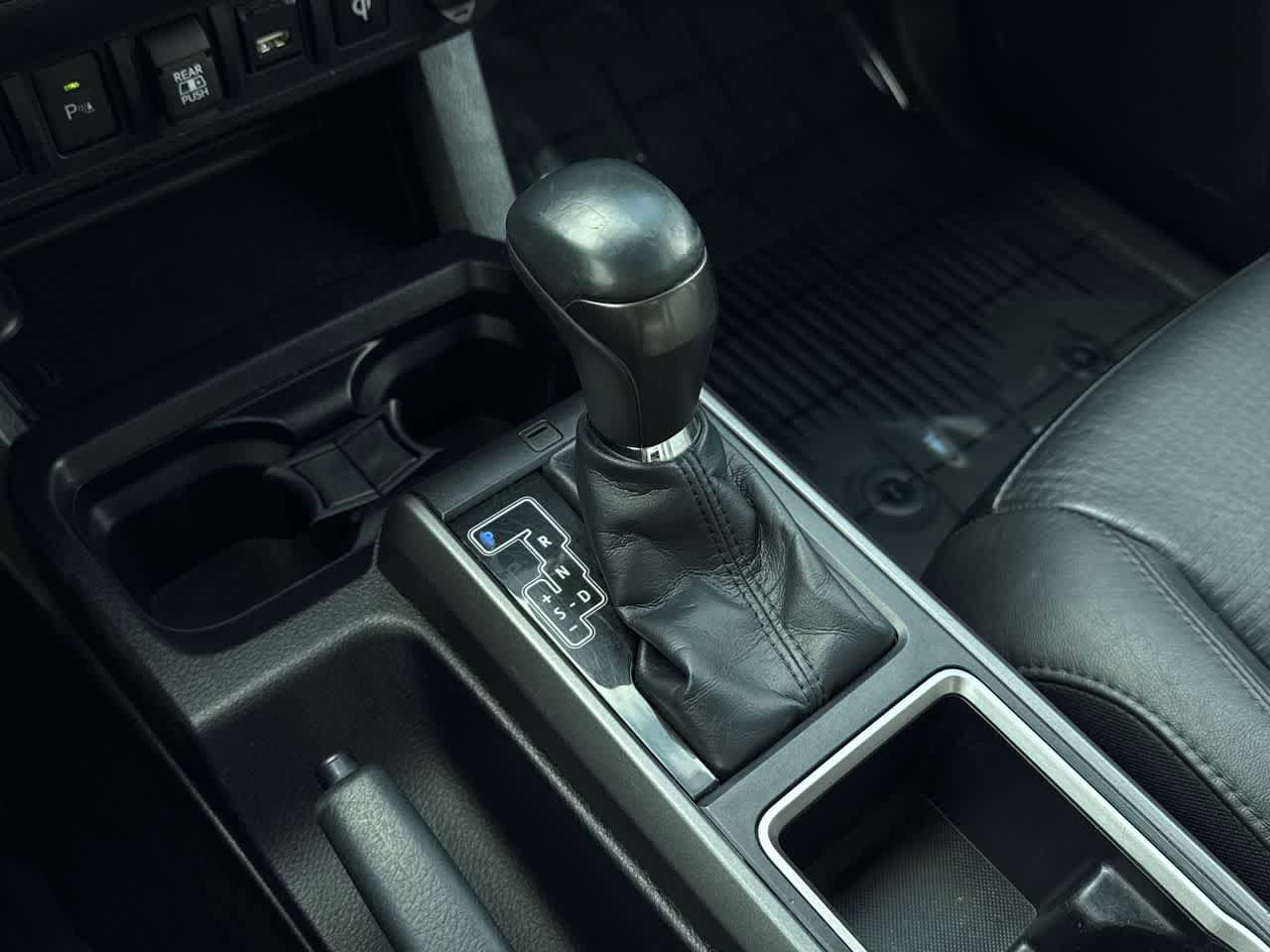 Thumbnail: 2022 Toyota Tacoma - 20