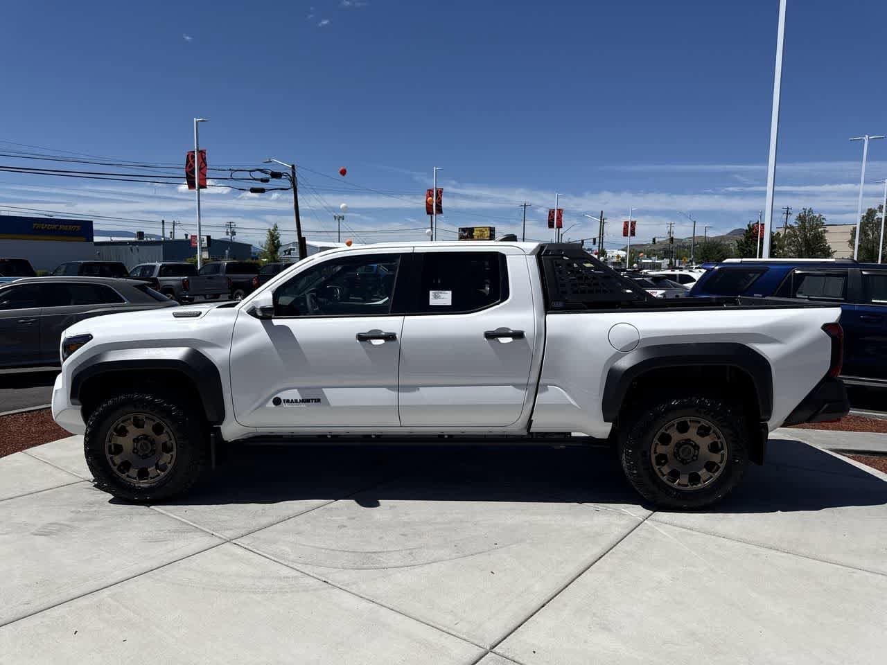 2026 Toyota Tacoma Trailhunter - Photo 2