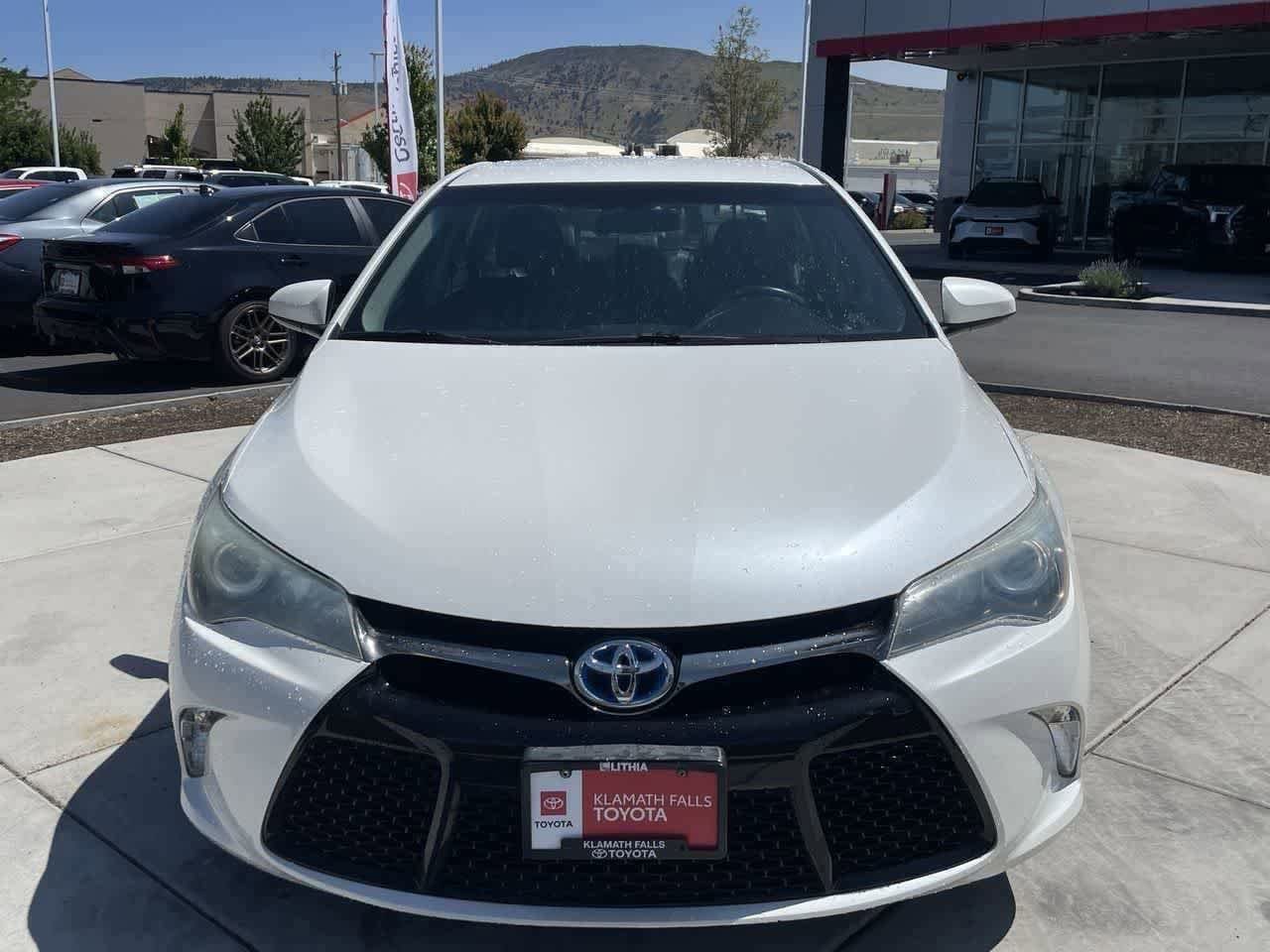 Thumbnail: 2016 Toyota Camry - 3