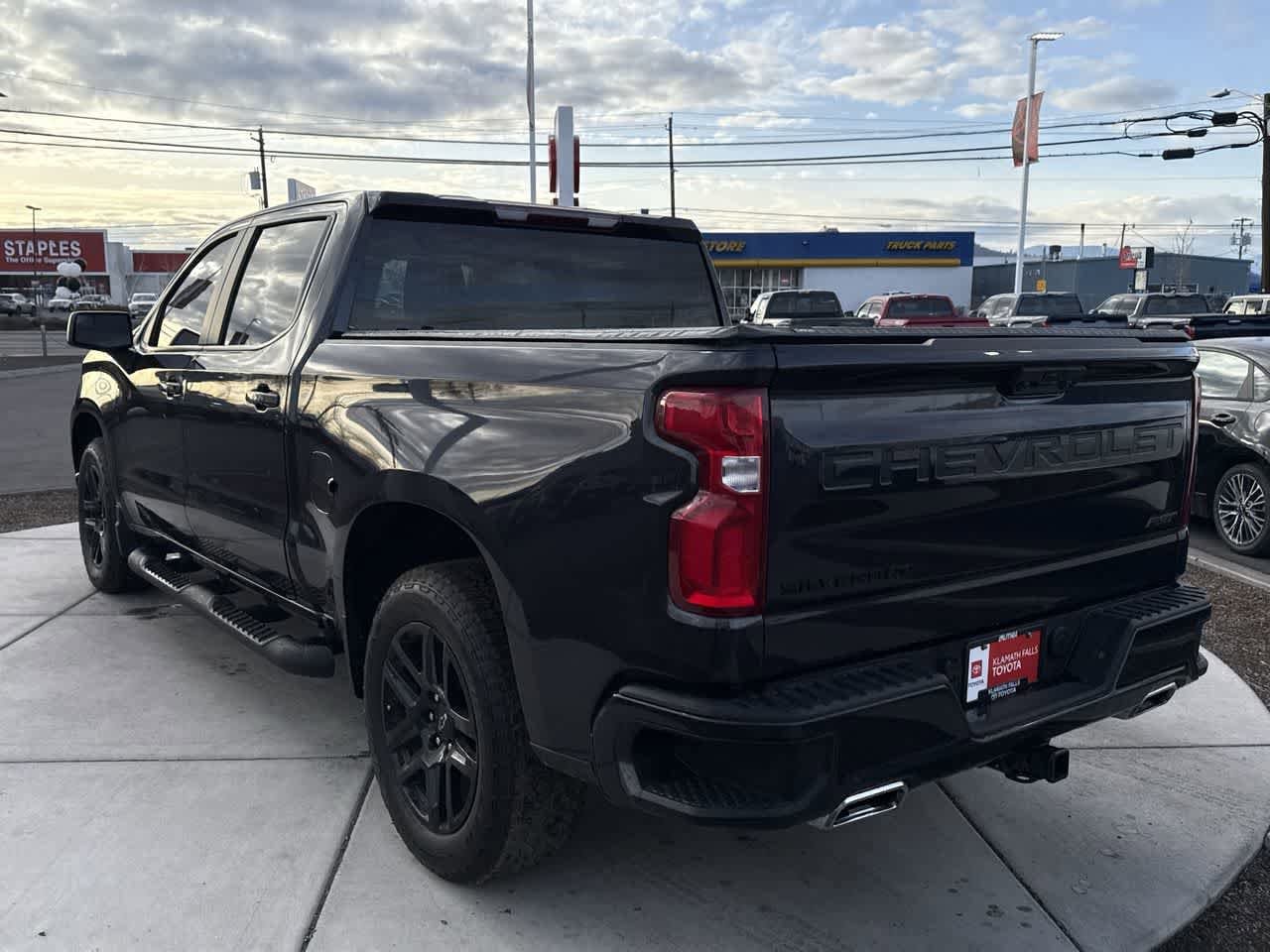 Thumbnail: 2023 Chevrolet Silverado 1500 - 5