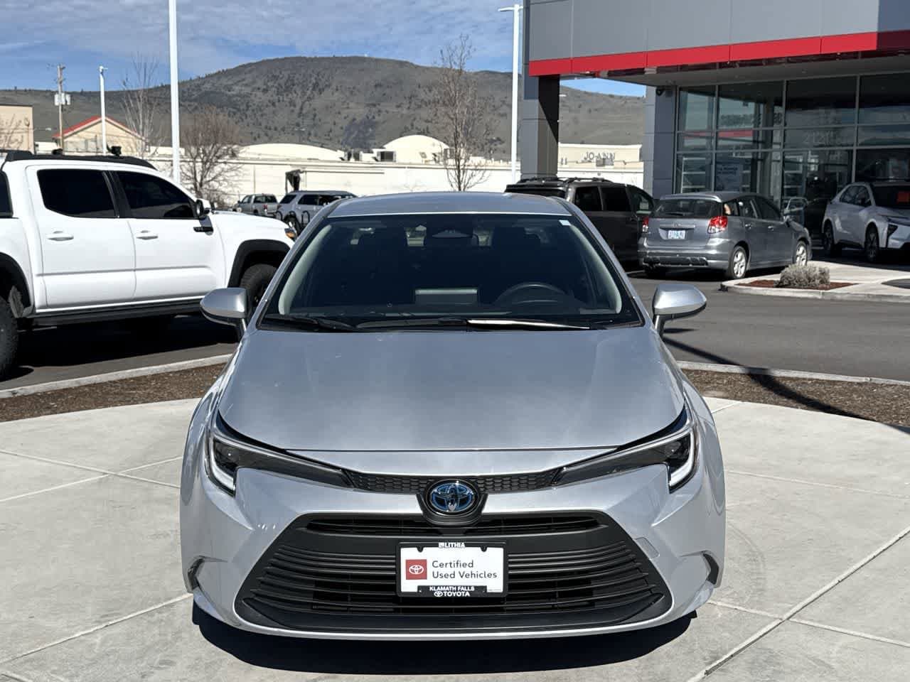 Thumbnail: 2024 Toyota Corolla - 3