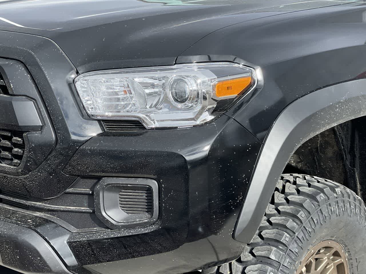 Thumbnail: 2023 Toyota Tacoma - 28