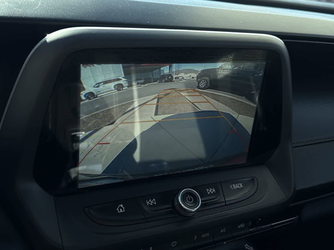 Thumbnail: 2017 Chevrolet Camaro - 19