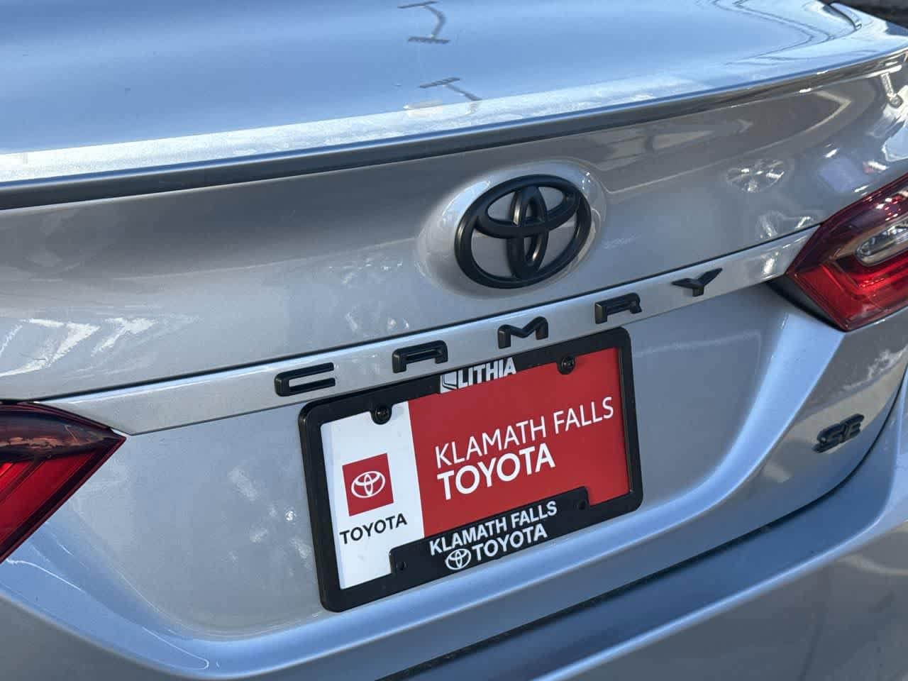 Thumbnail: 2024 Toyota Camry - 9