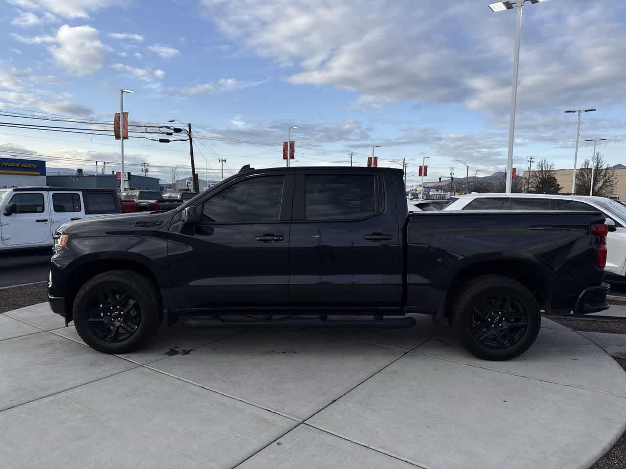 Thumbnail: 2023 Chevrolet Silverado 1500 - 2