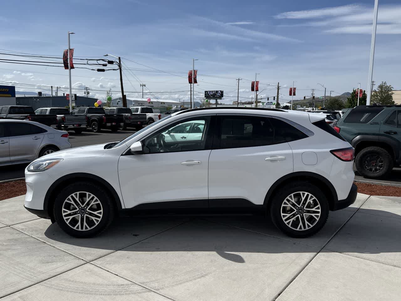 Thumbnail: 2020 Ford Escape - 2