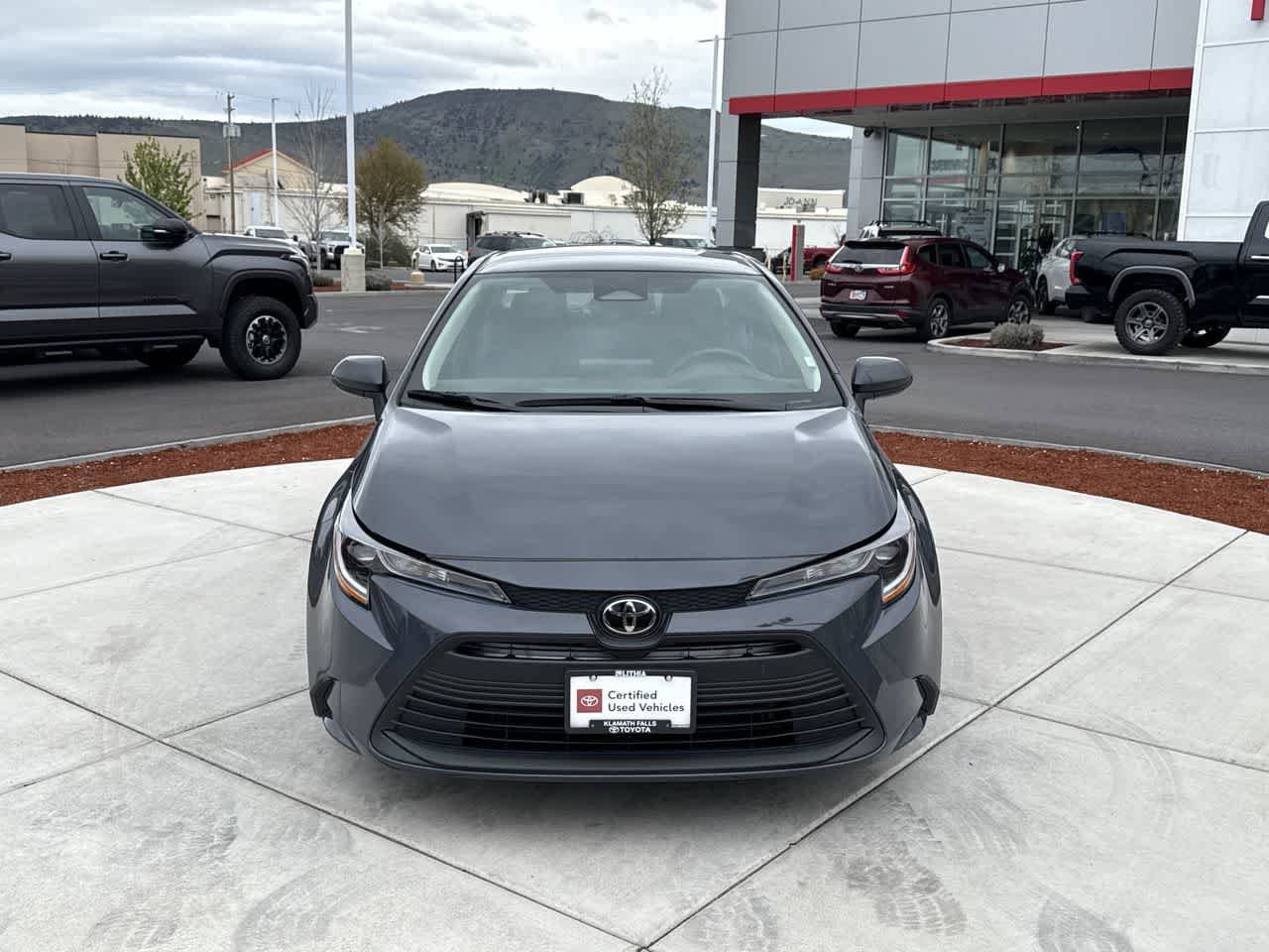 Thumbnail: 2023 Toyota Corolla - 3
