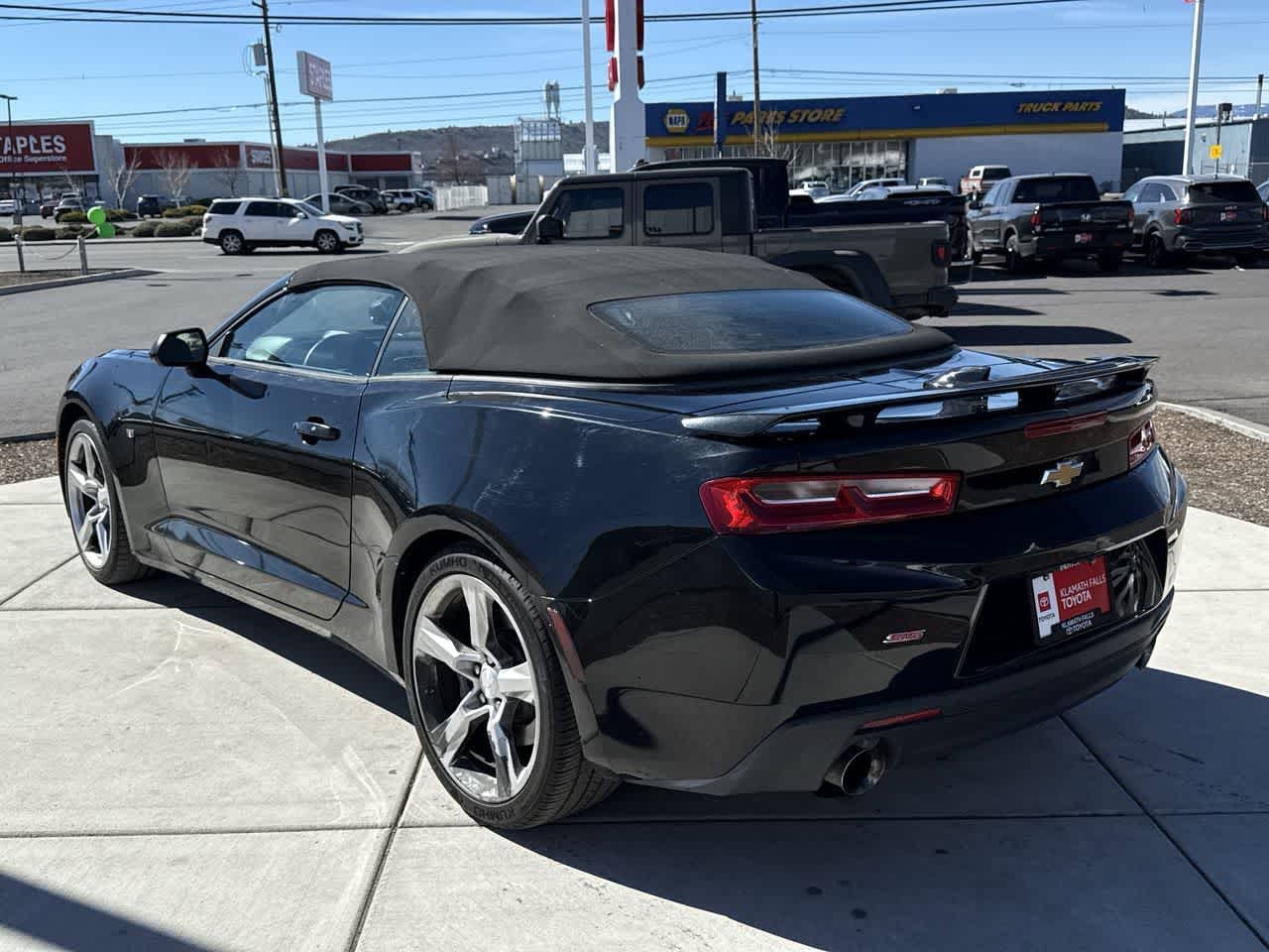 Thumbnail: 2017 Chevrolet Camaro - 5