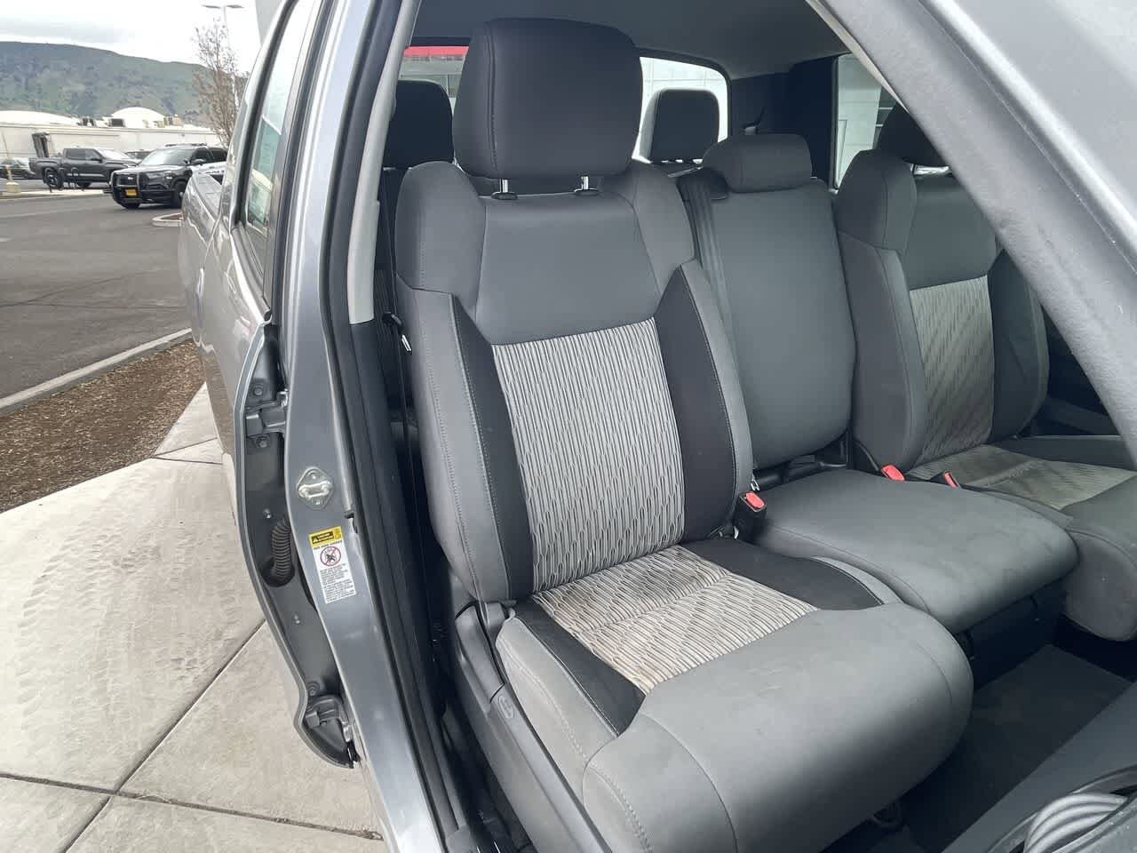 Thumbnail: 2014 Toyota Tundra - 14