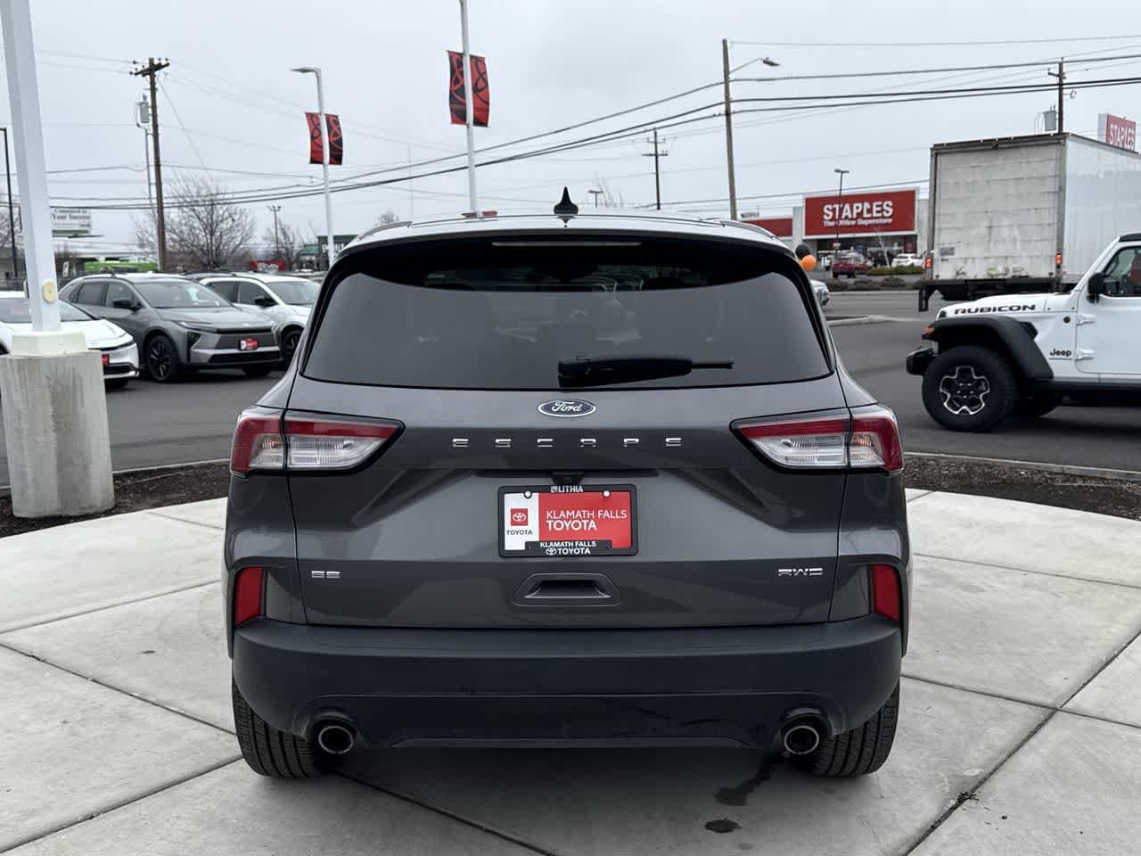 Thumbnail: 2022 Ford Escape - 4