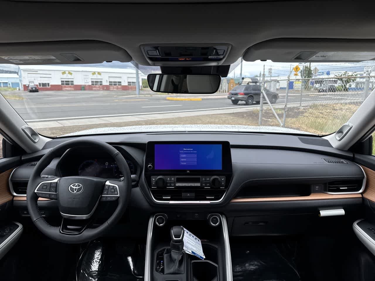 Thumbnail: 2026 Toyota Grand Highlander - 16