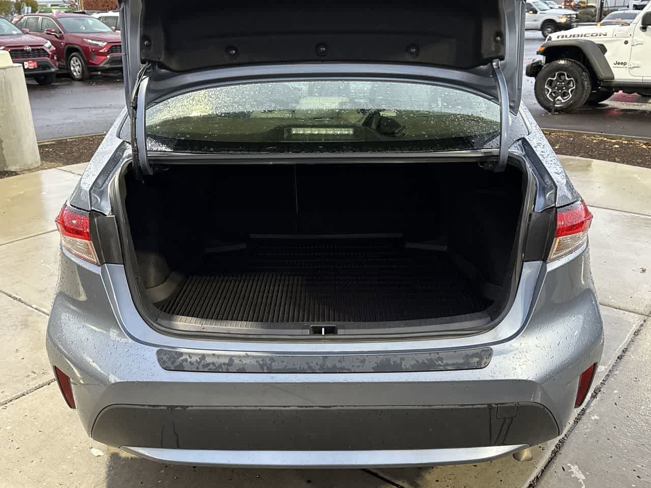 Thumbnail: 2022 Toyota Corolla - 6