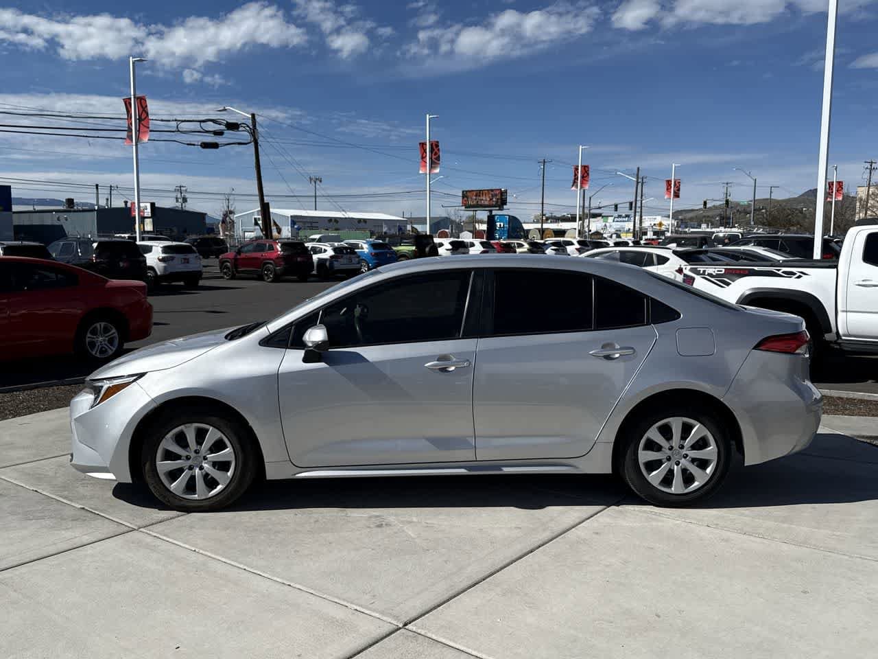 Thumbnail: 2024 Toyota Corolla - 2