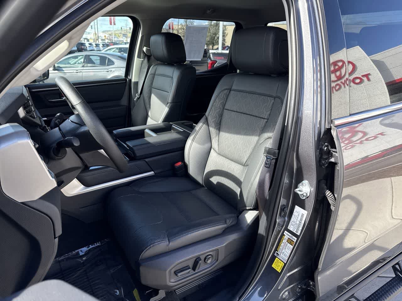 Thumbnail: 2023 Toyota Tundra - 11