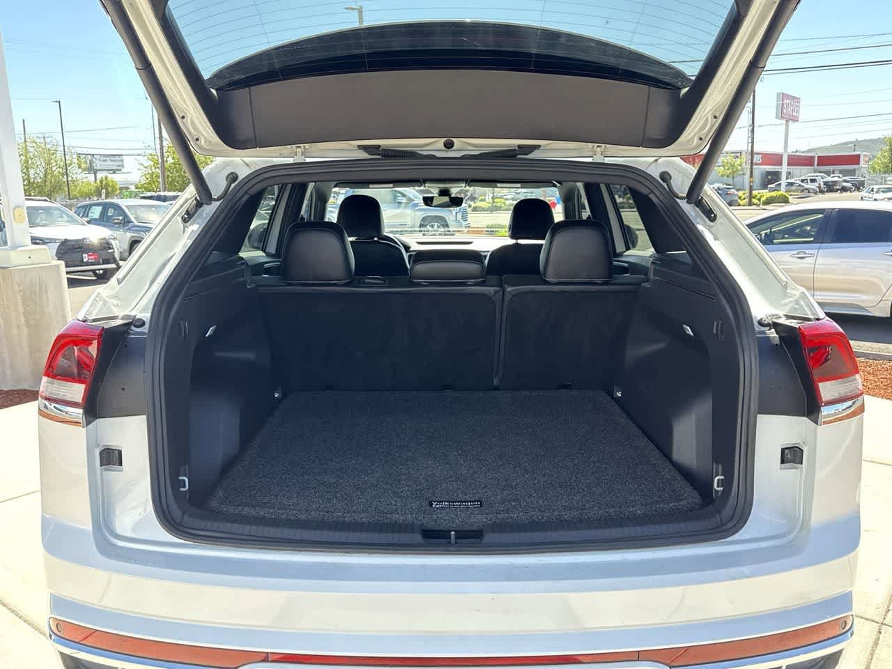 Thumbnail: 2021 Volkswagen Atlas - 6