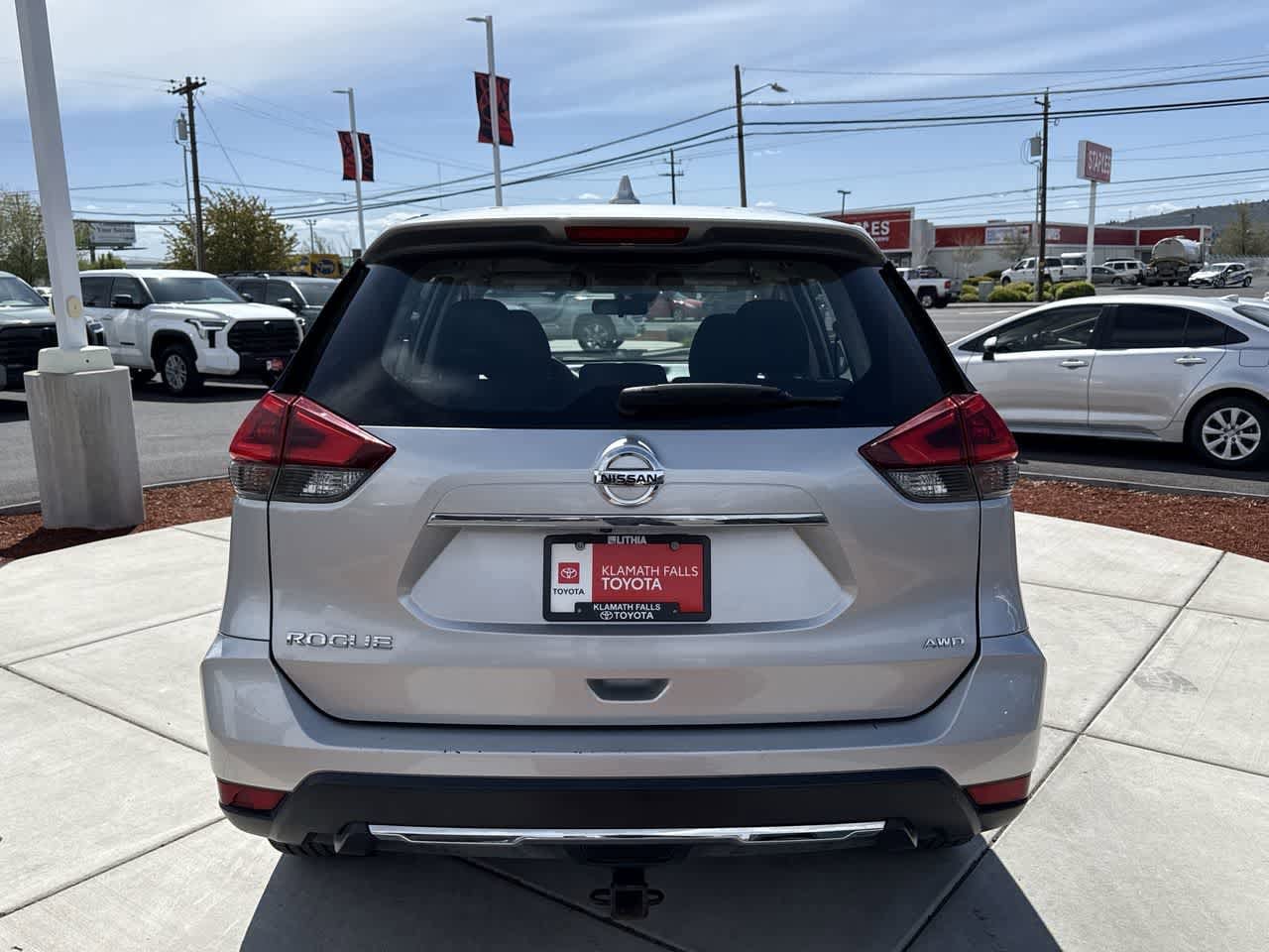 Thumbnail: 2020 Nissan Rogue - 4