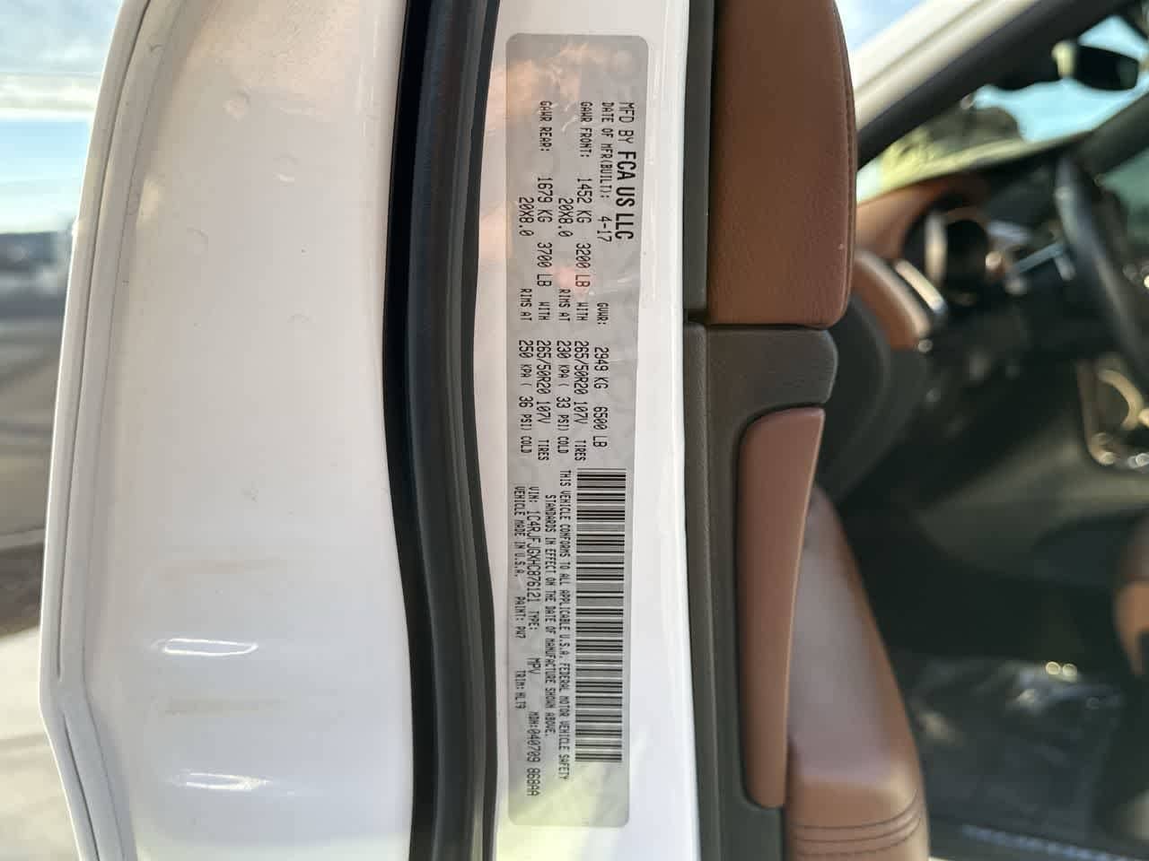 Thumbnail: 2017 Jeep Grand Cherokee - 24