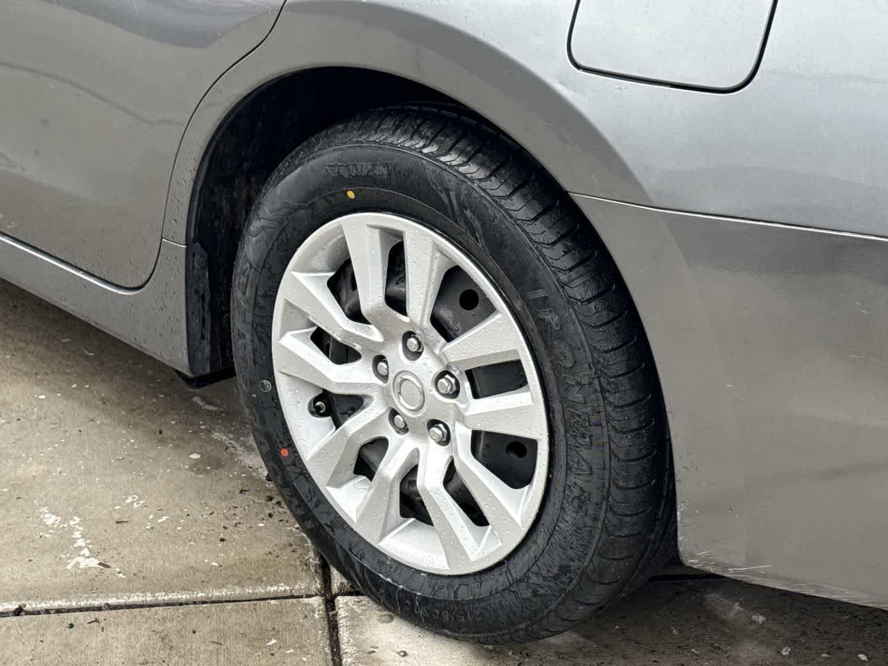 Thumbnail: 2015 Nissan Altima - 8