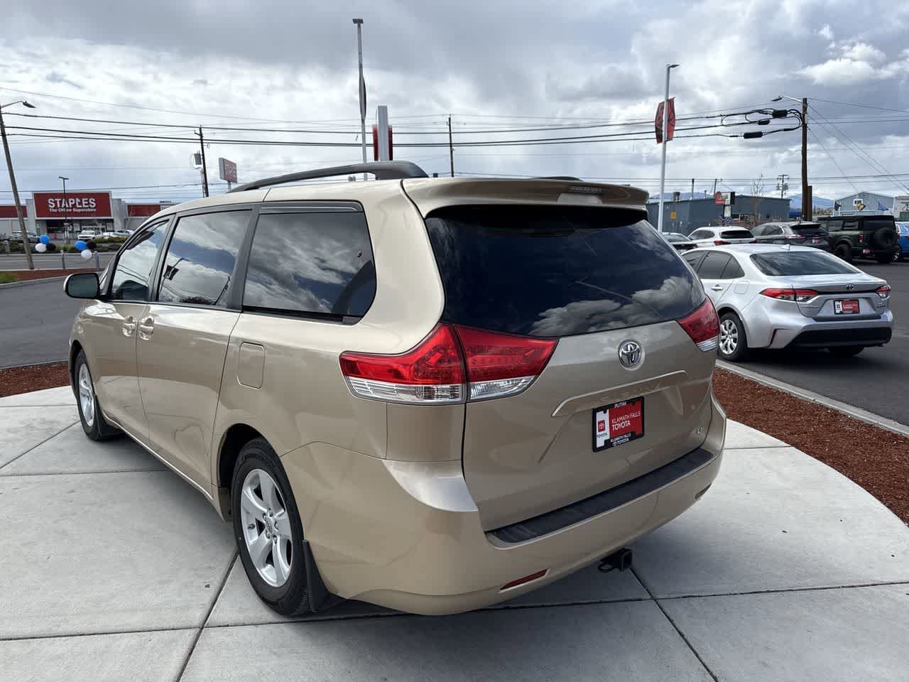Thumbnail: 2012 Toyota Sienna - 5
