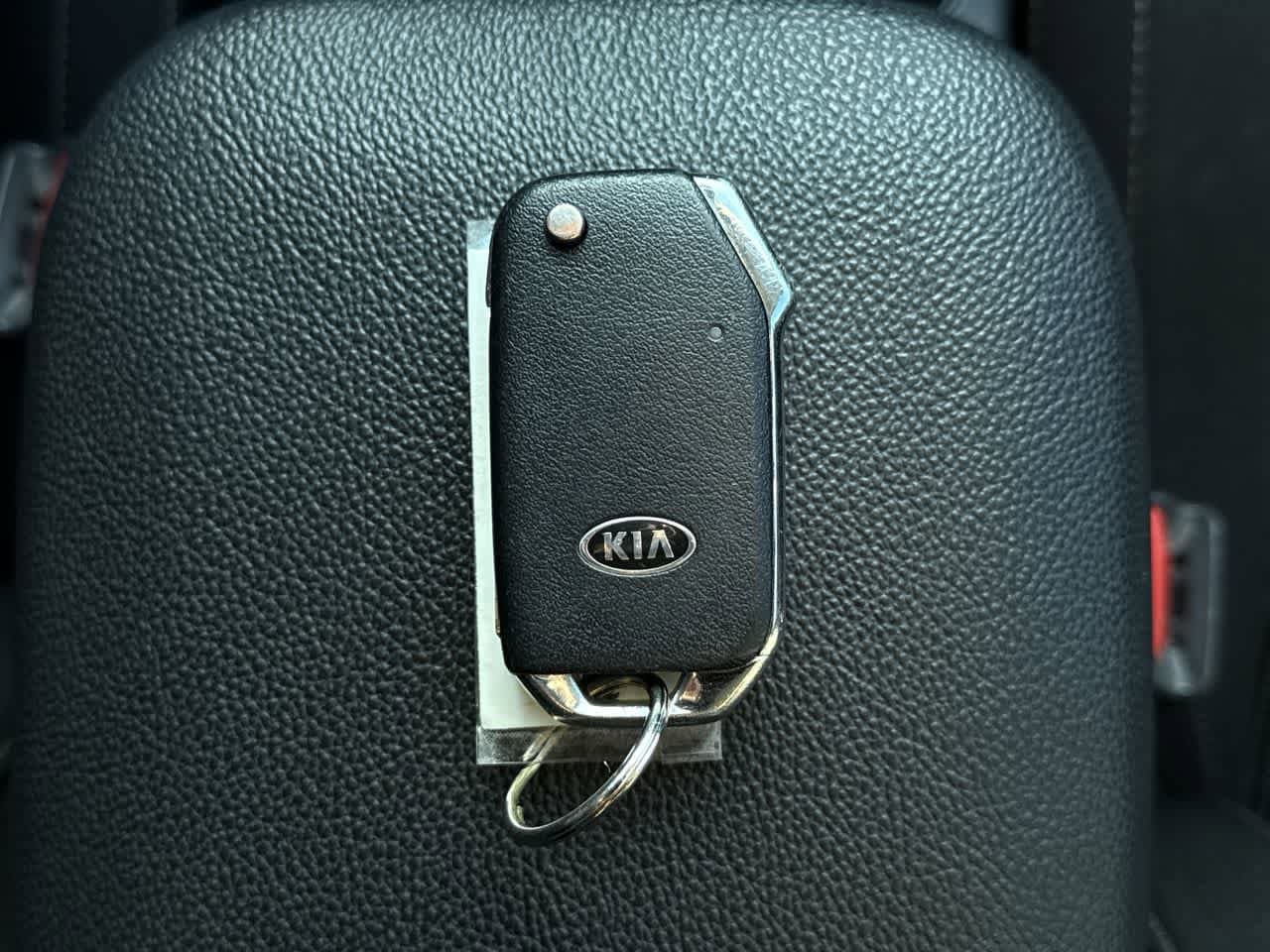 Thumbnail: 2021 Kia Forte - 23