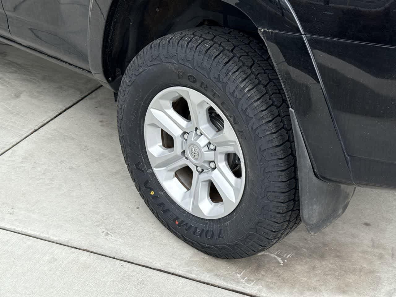 Thumbnail: 2016 Toyota 4Runner - 8